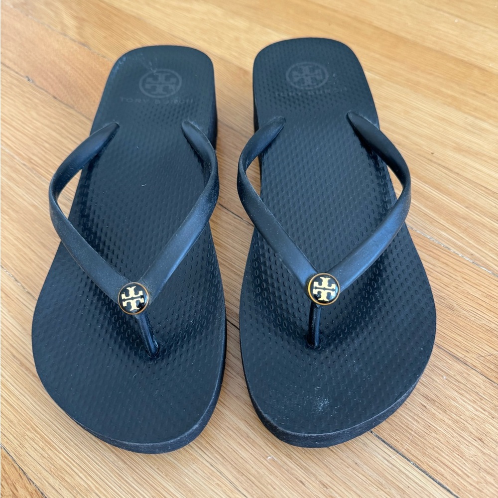 Tory Burch flip flops